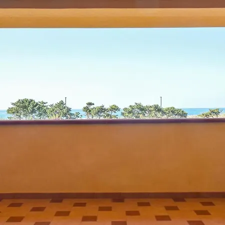Lovely In Torrenova With Kitchenette *